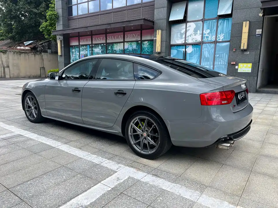 Audi A5