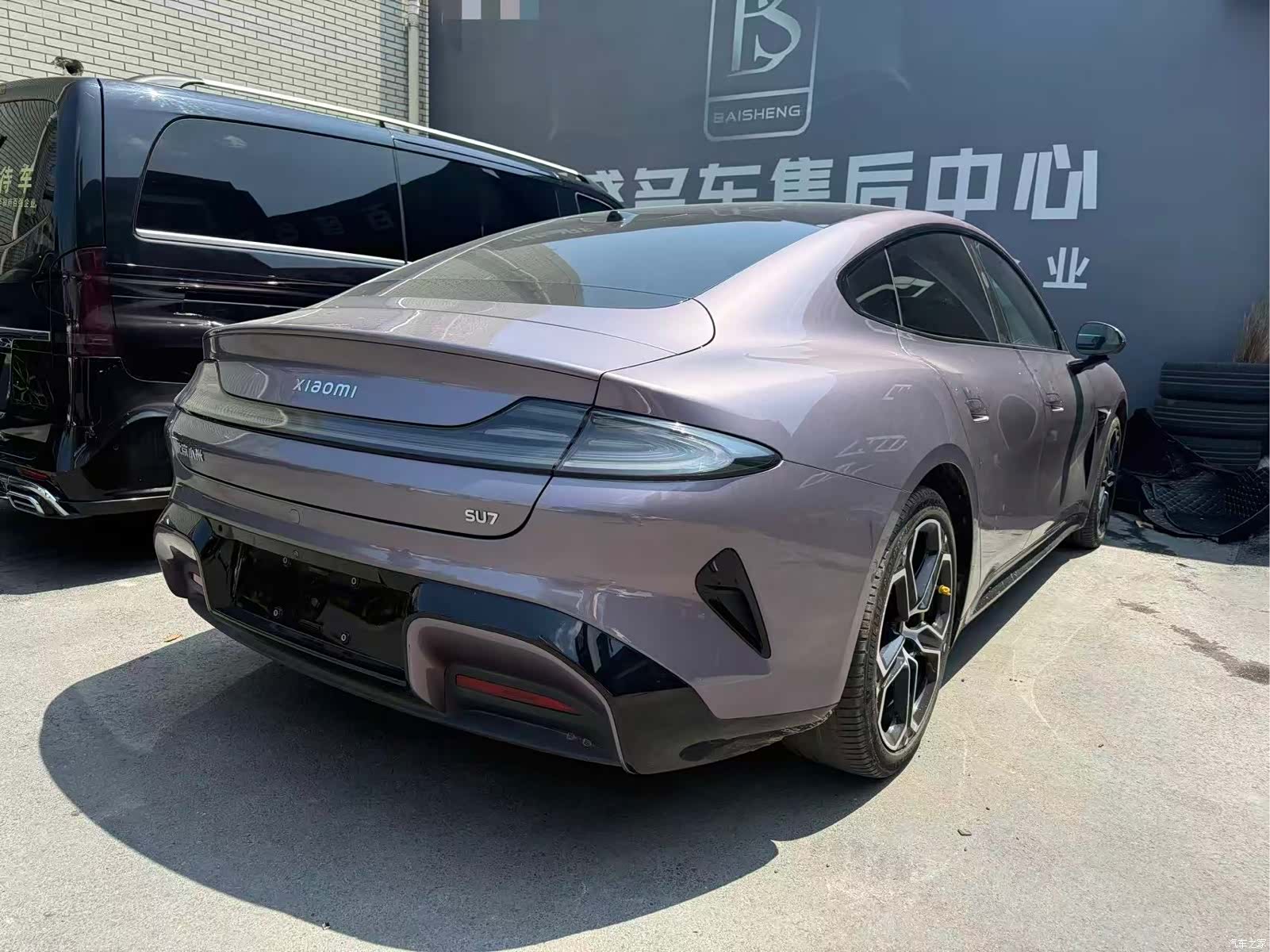 Xiaomi SU7, 2024 8