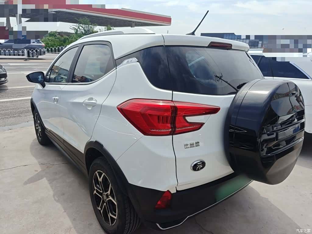 BYD Yuan, 2022 все фото