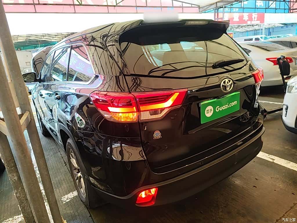 Toyota Highlander, 2021 все фото