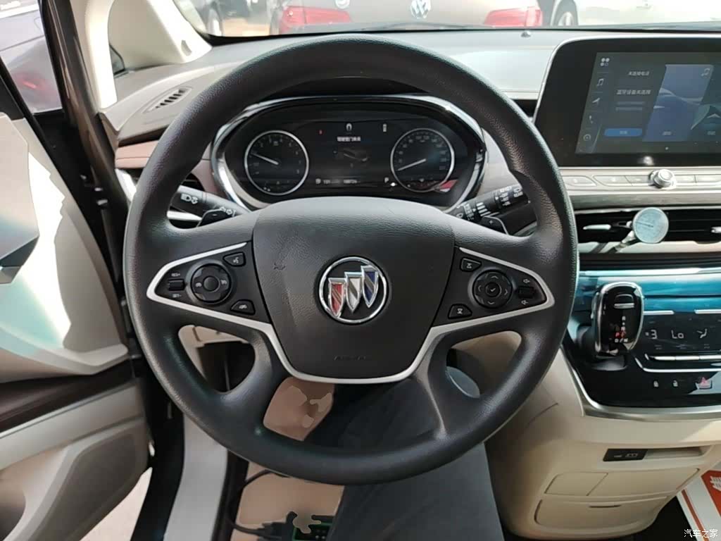Buick GL8, 2022 11