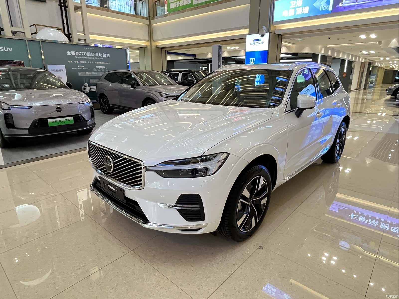 Volvo XC60, 2026 3