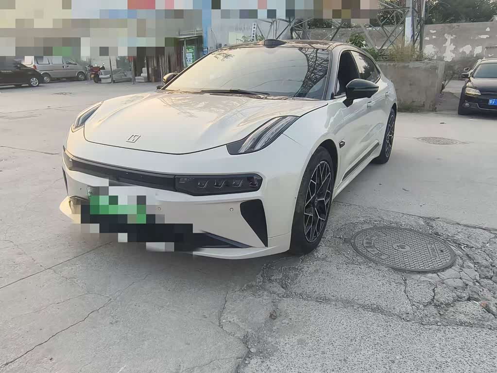 Zeekr 001
