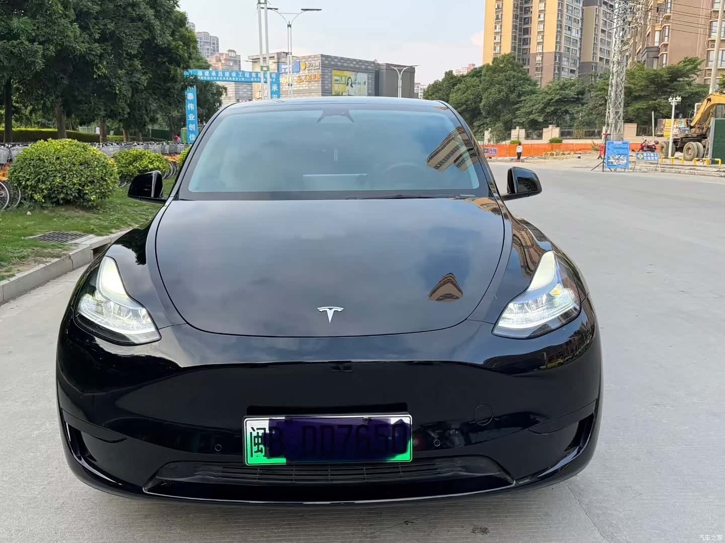 Tesla Model Y, 2022 1