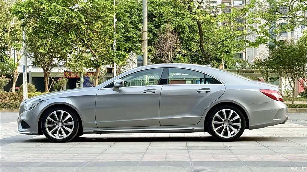 Mercedes-Benz CLS, 2015 6