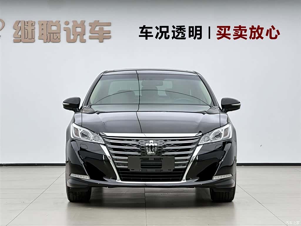 Toyota Crown, 2017 2