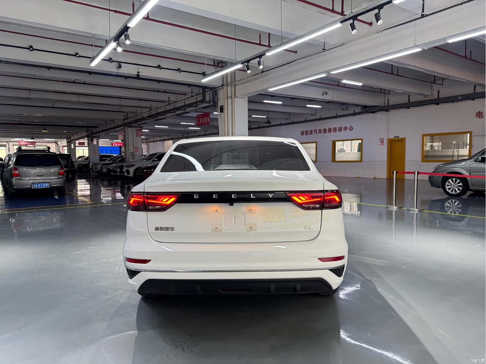 Geely Emgrand, 2025 6