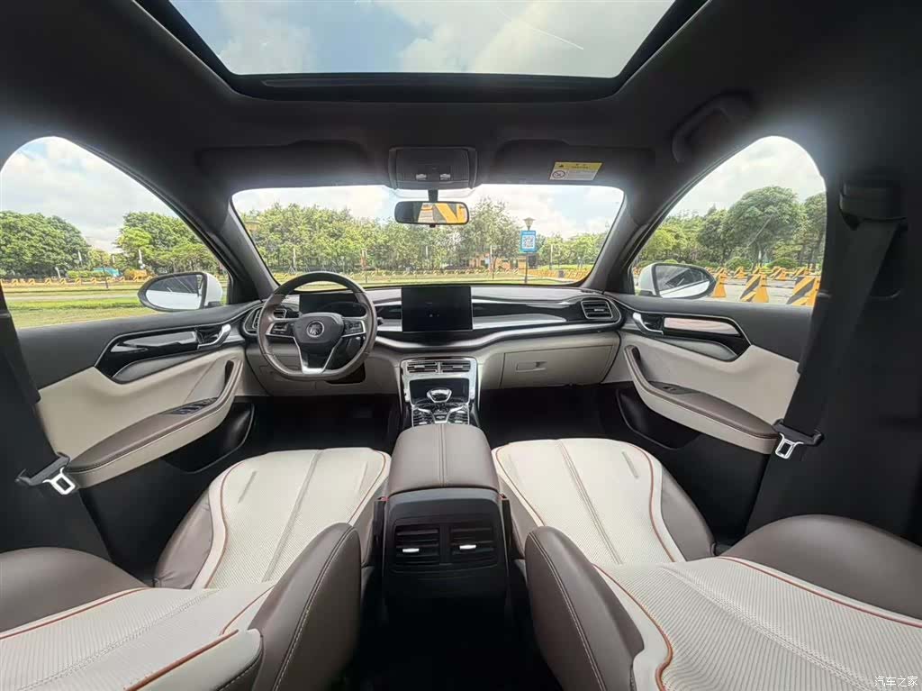 BYD Qin, 2024 10