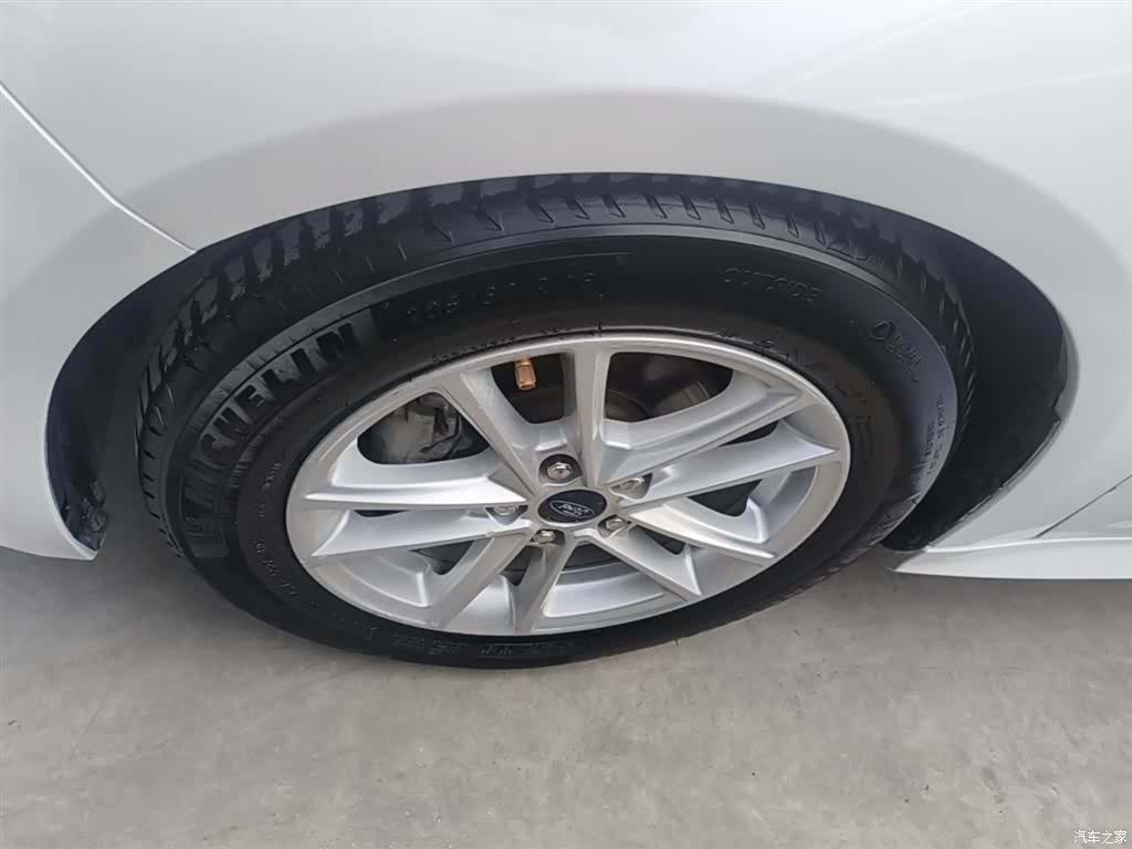 Ford Focus, 2017 23