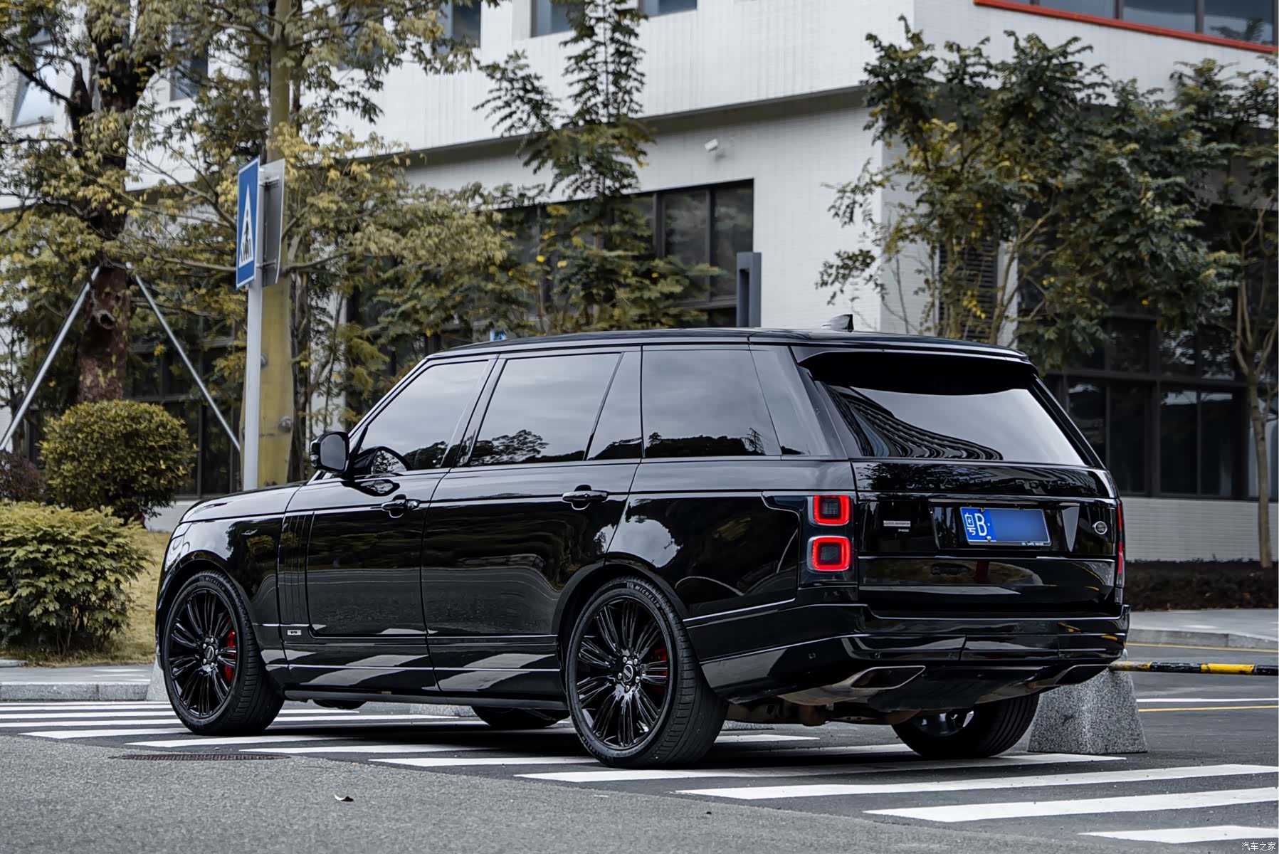Land Rover Range Rover, 2020 16