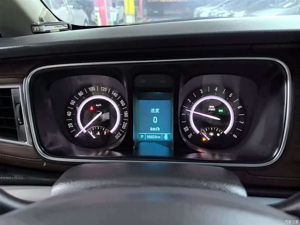Buick GL8, 2018 12