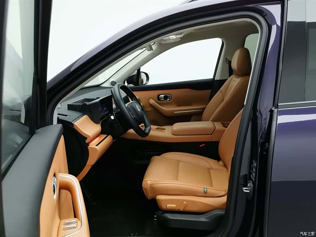 Leapmotor C16, 2024 10