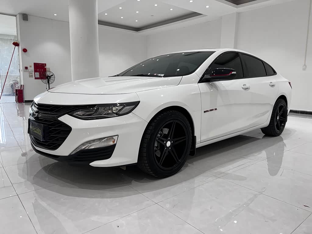 Chevrolet Malibu XL
