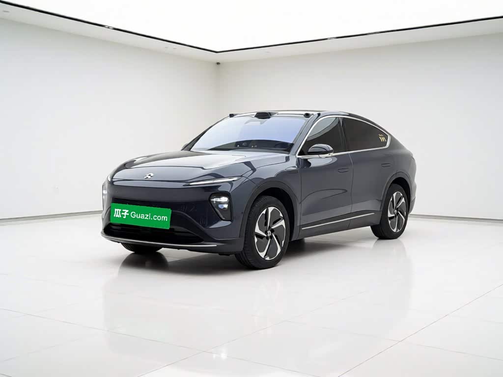NIO EC7