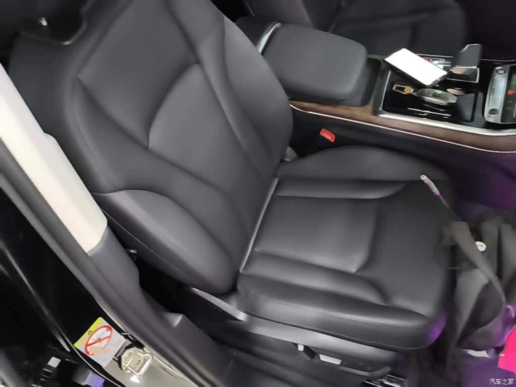 Audi Q7, 2023 25
