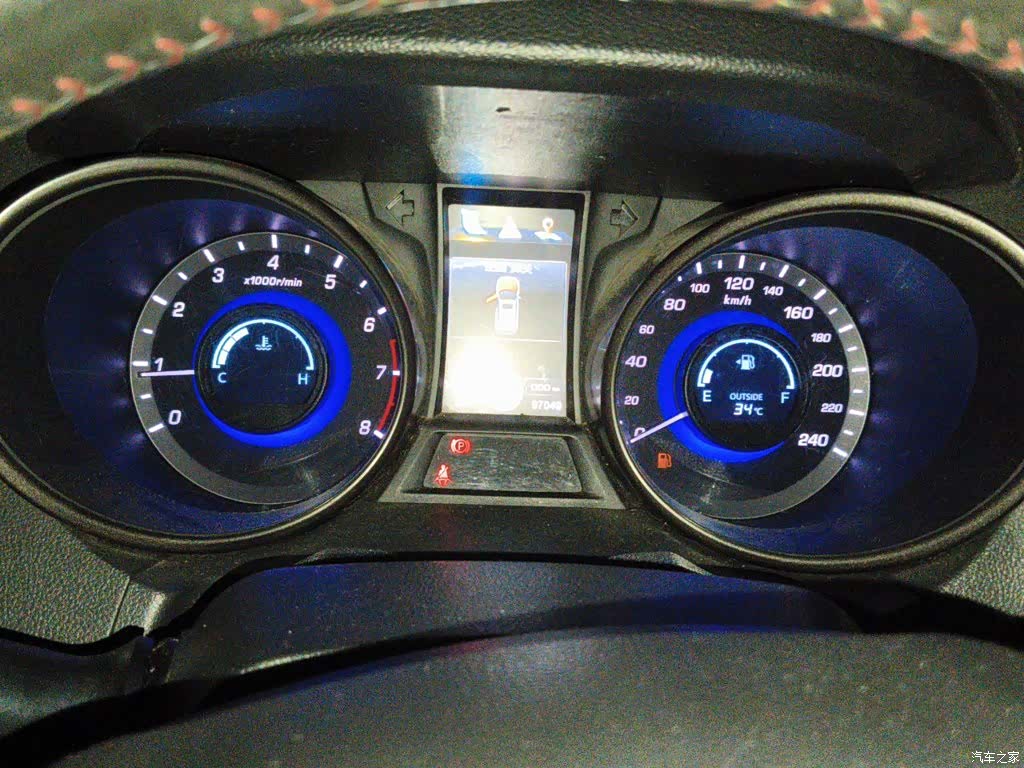 Changan CS75, 2015 7