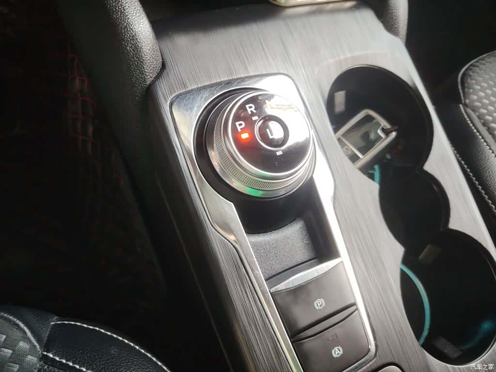 Ford Focus, 2020 6