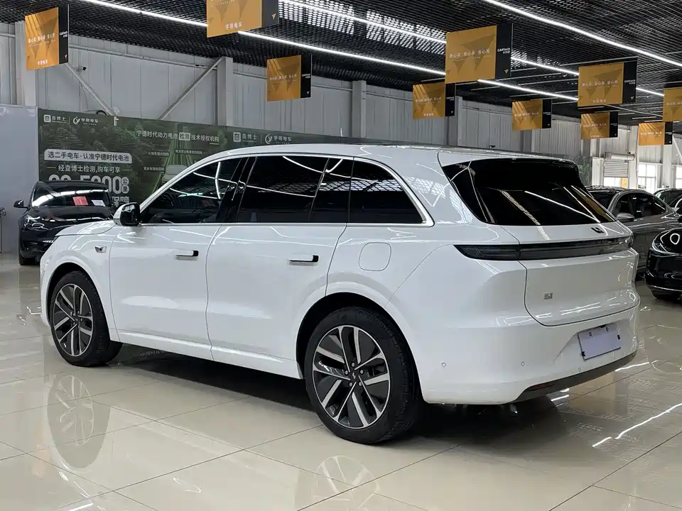 Li Auto Ideal L6