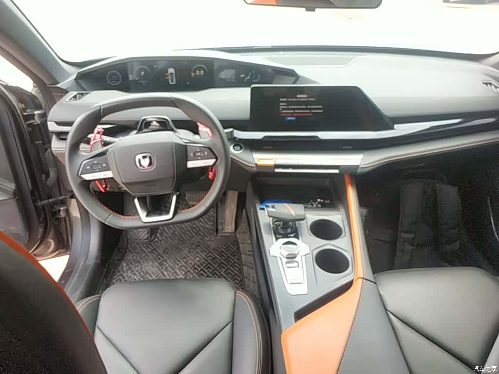 Changan UNI-V, 2022 10