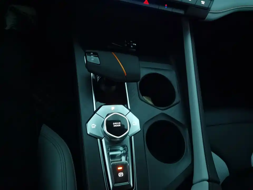 Changan UNI-V Smart iDD