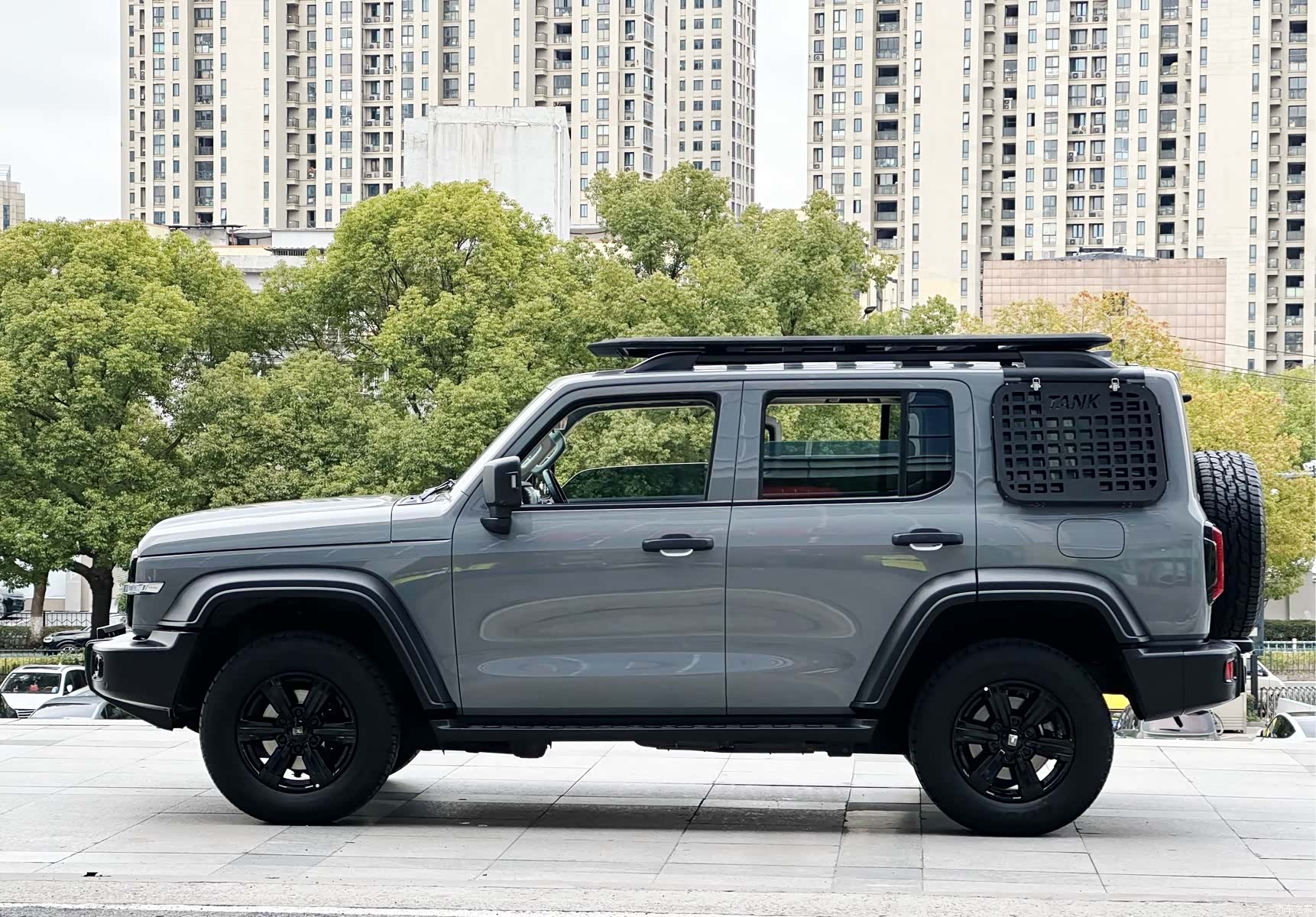 Tank 300, 2023 7