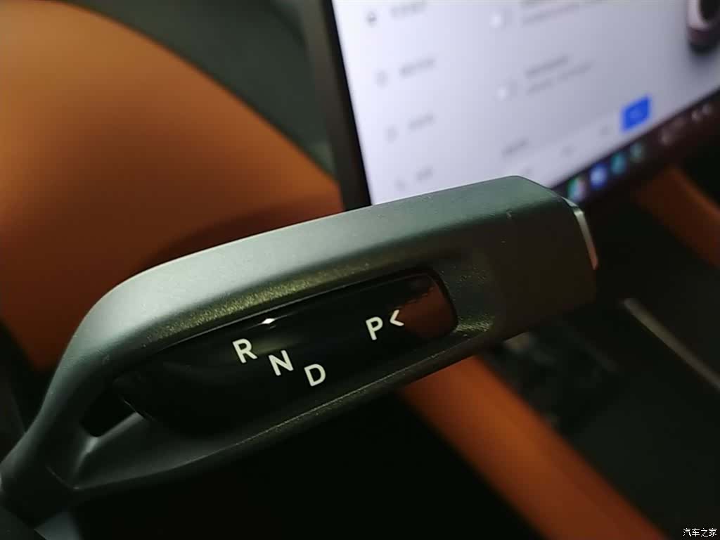 Xiaomi YU7, 2025 14