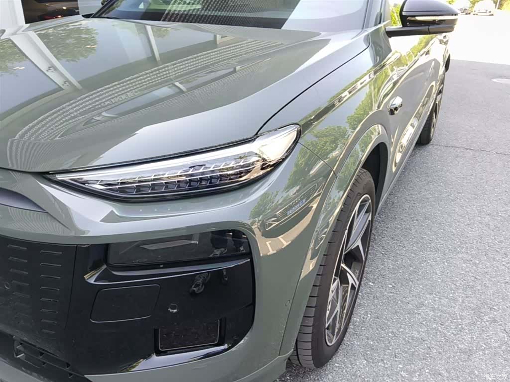 Audi e-tron, 2025 24