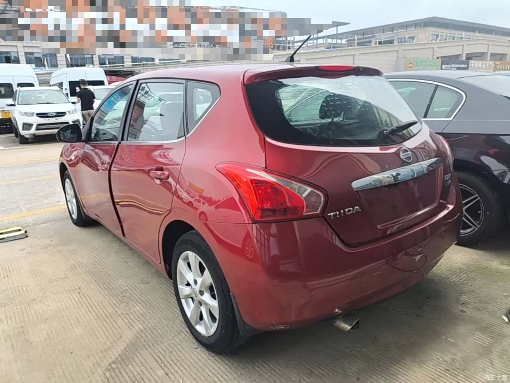 Nissan Tiida, 2016 все фото