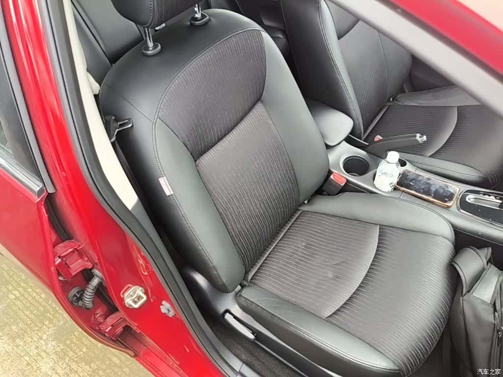 Nissan Tiida, 2016 25