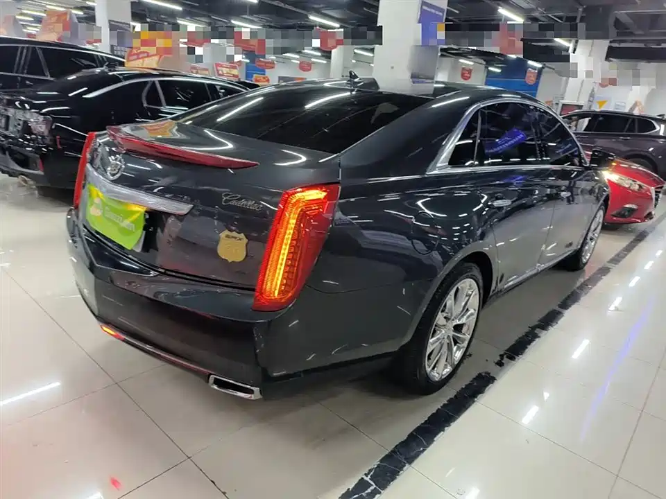 Cadillac XTS