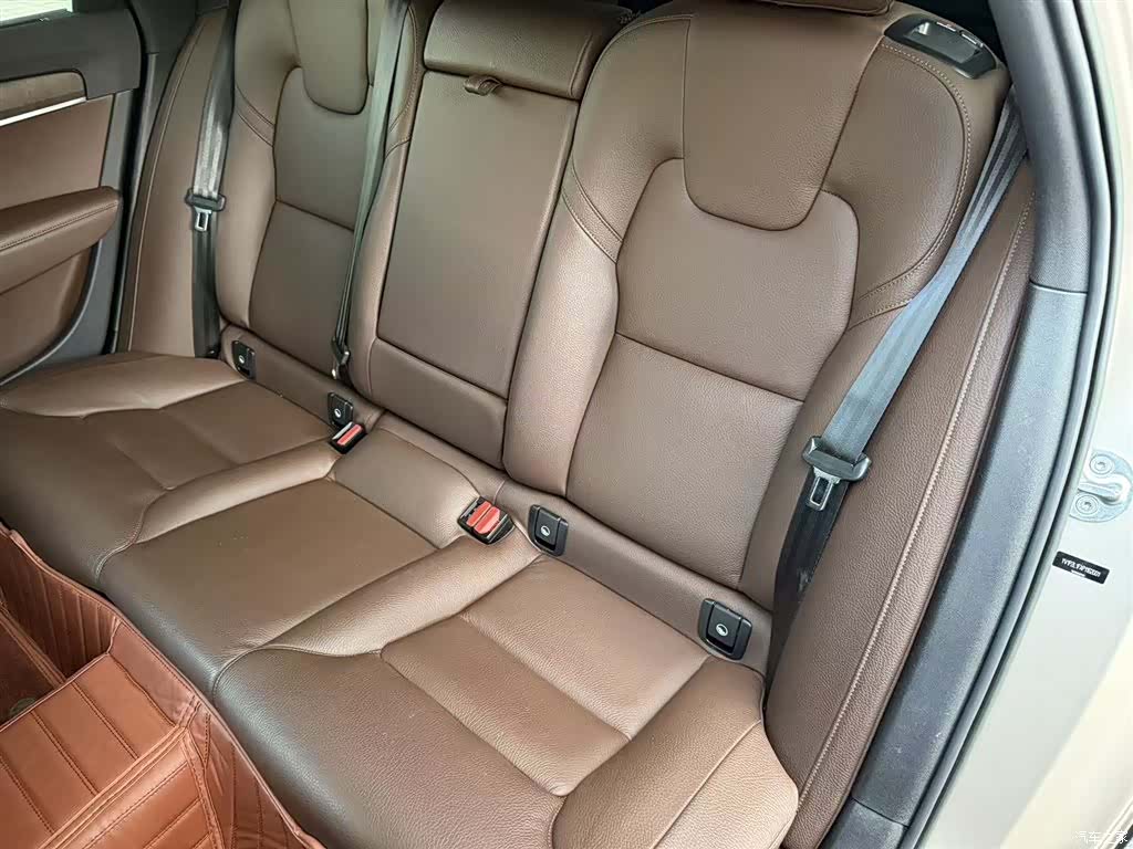 Volvo V90, 2023 7