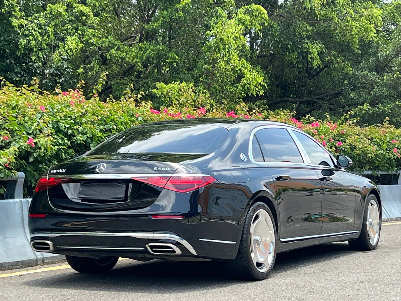 Maybach S-Class, 2023 19