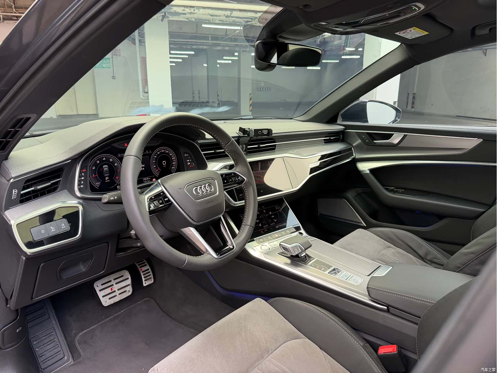 Audi A6L, 2020 6