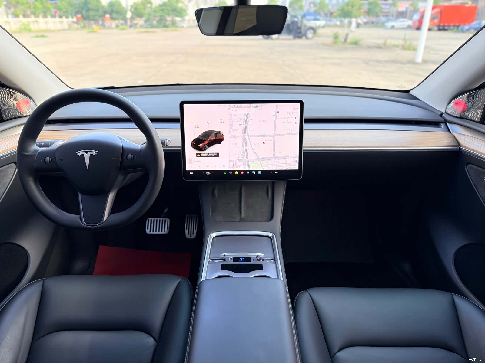 Tesla Model Y, 2021 10