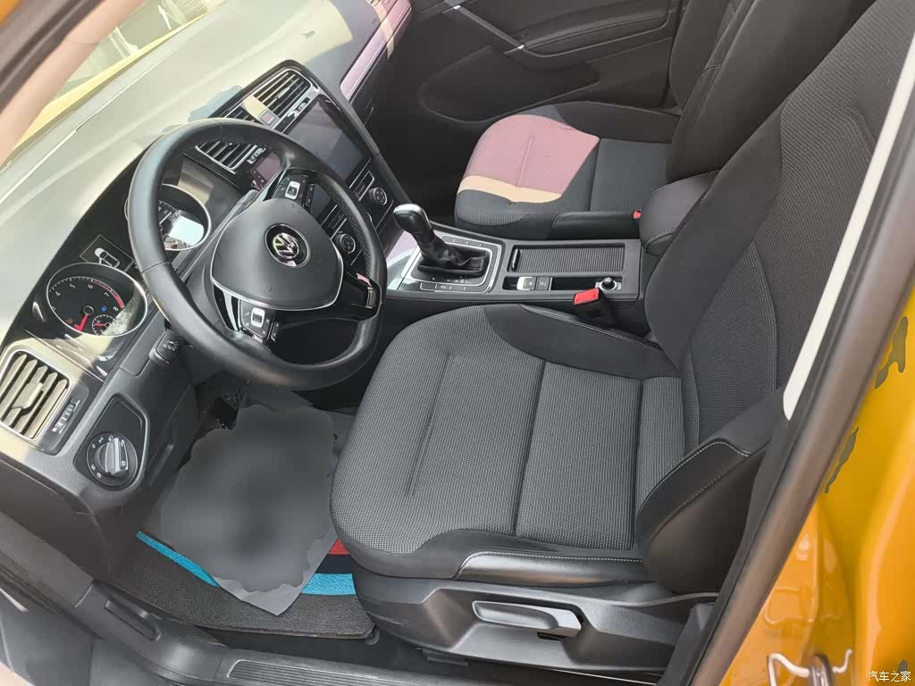 Volkswagen Golf, 2019 11