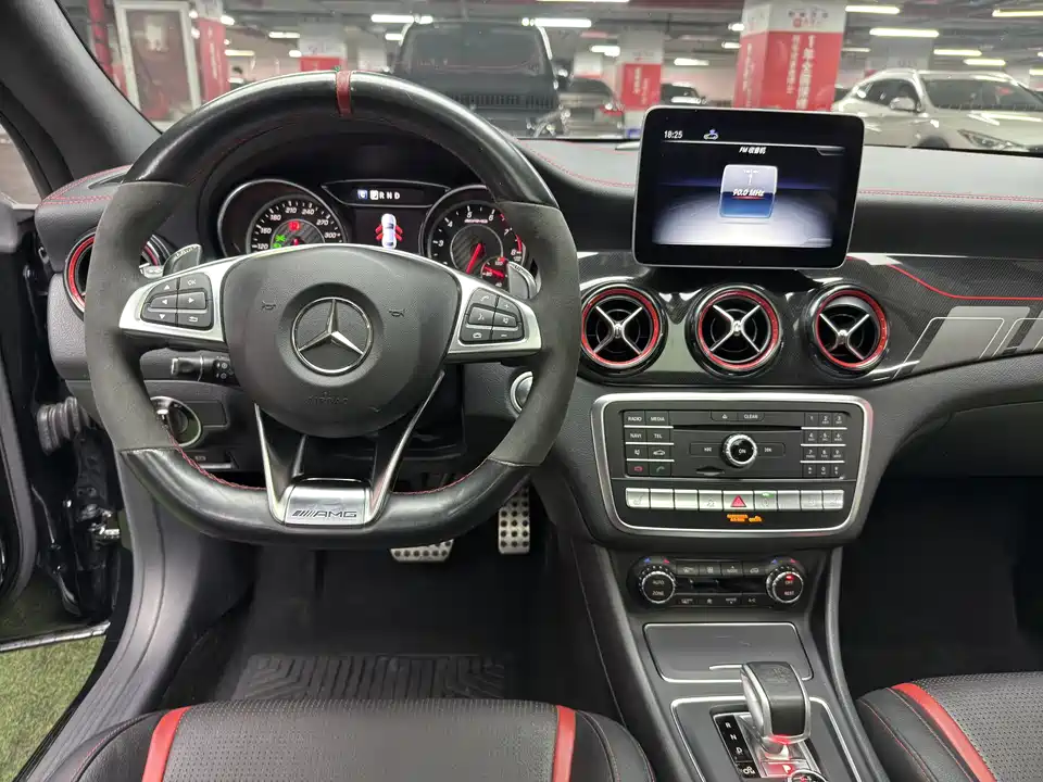 Mercedes-Benz CLA AMG