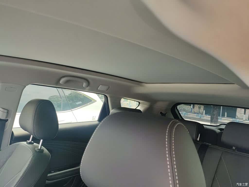 Jetour X70, 2019 18