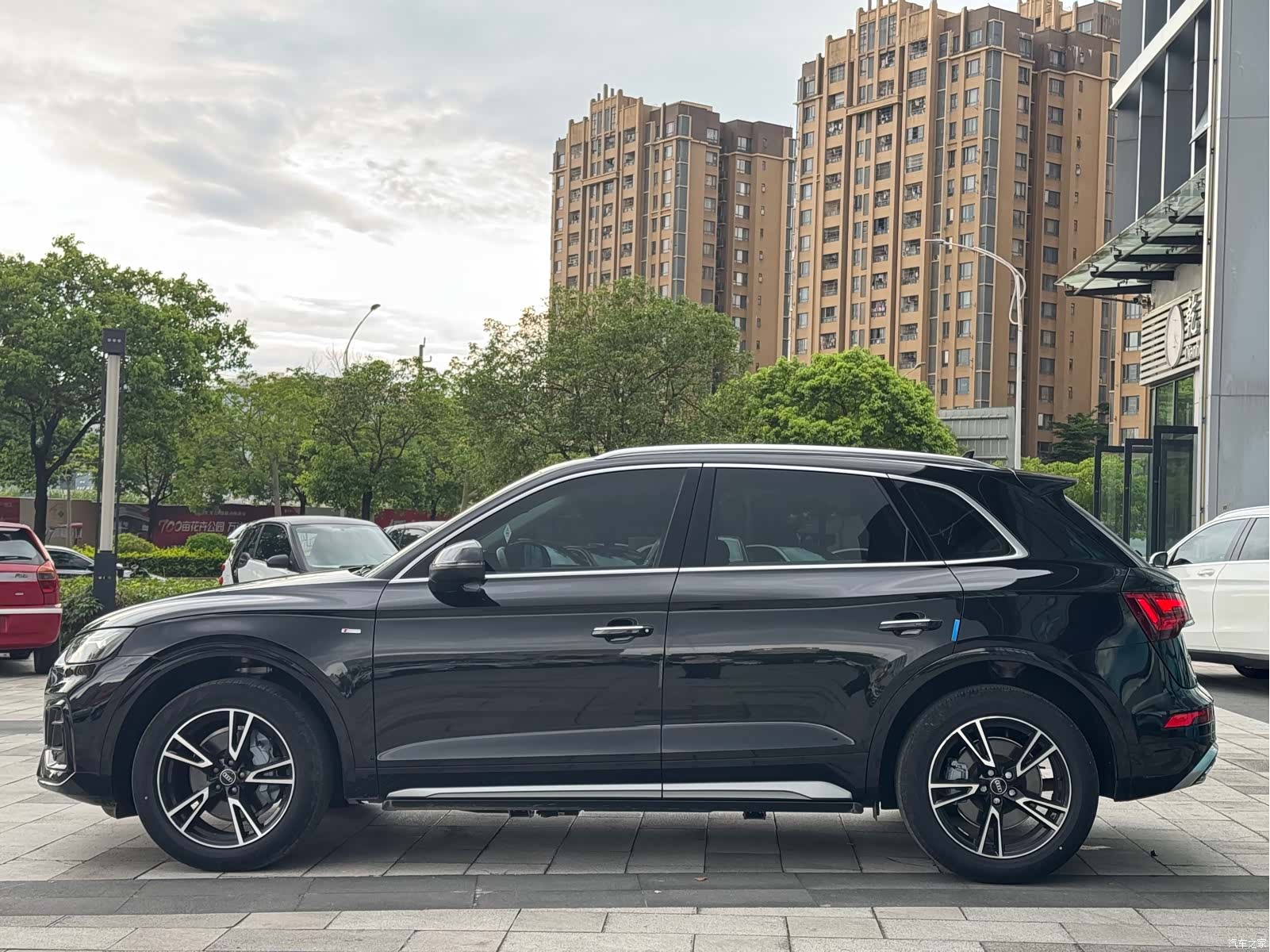 Audi Q5L, 2022 7