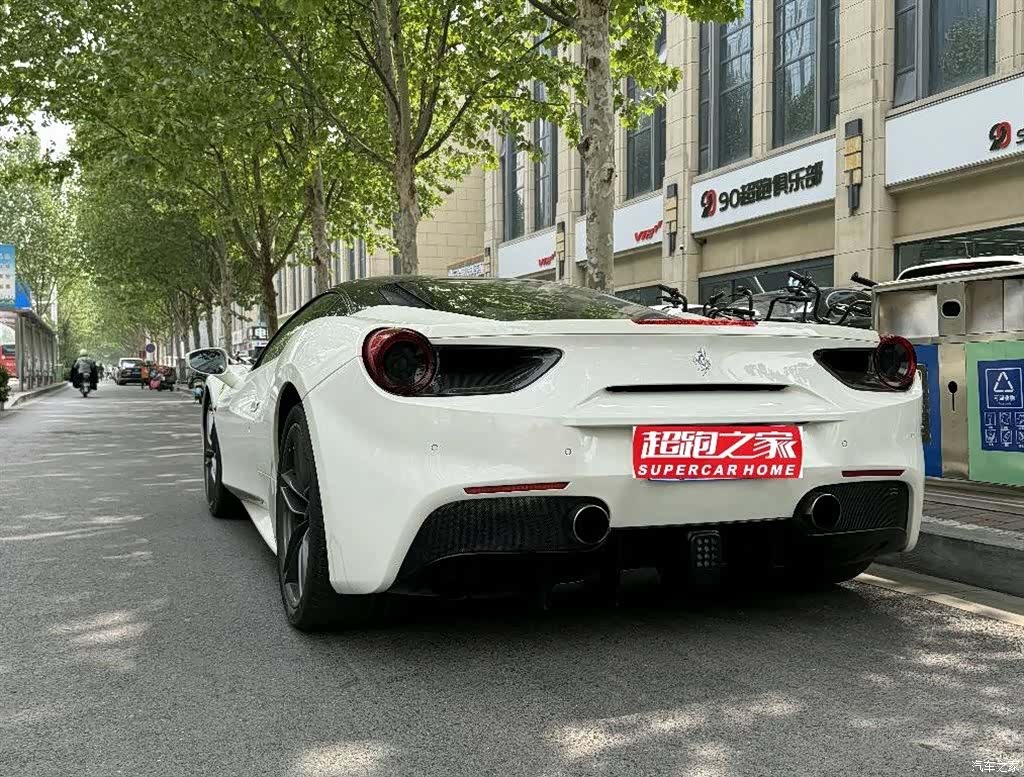 Ferrari 488, 2018 2