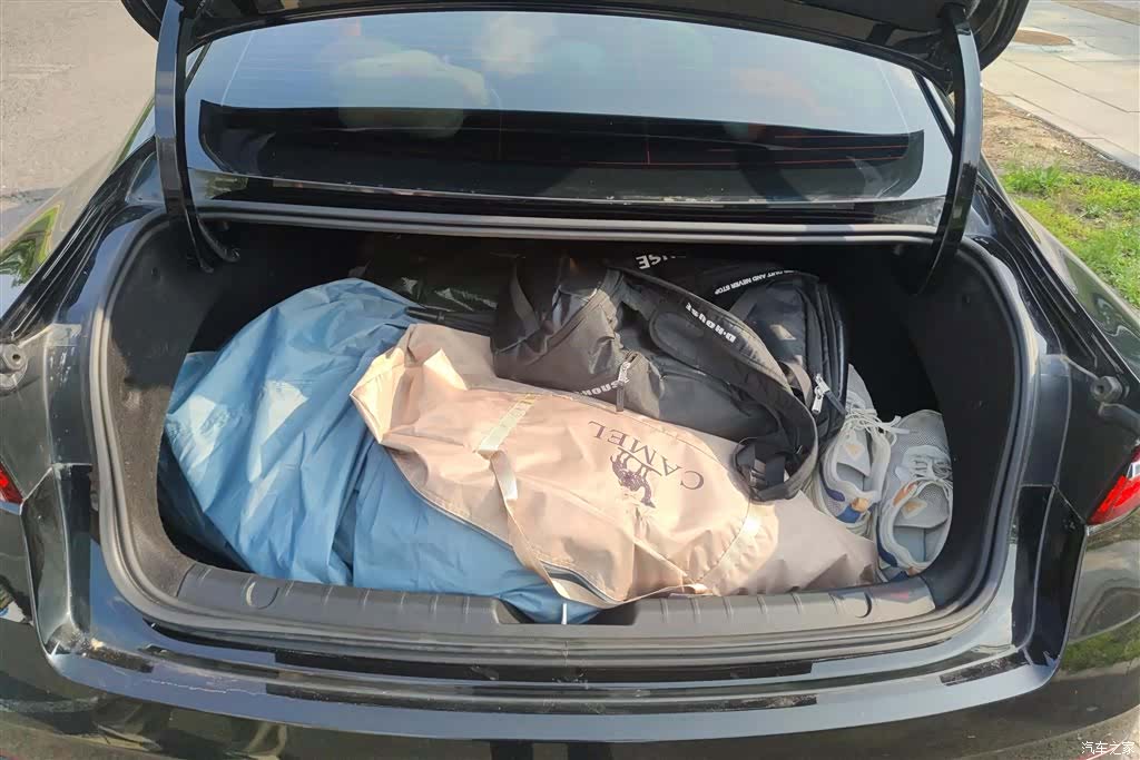 Geely Preface, 2026 4