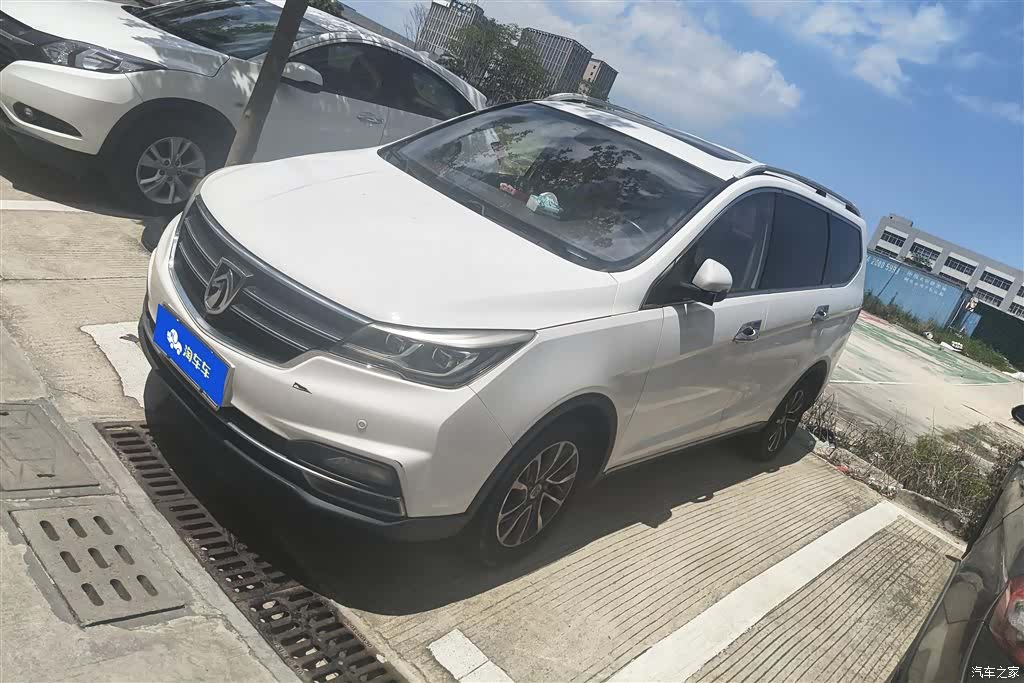 Wuling 730, 2018 1