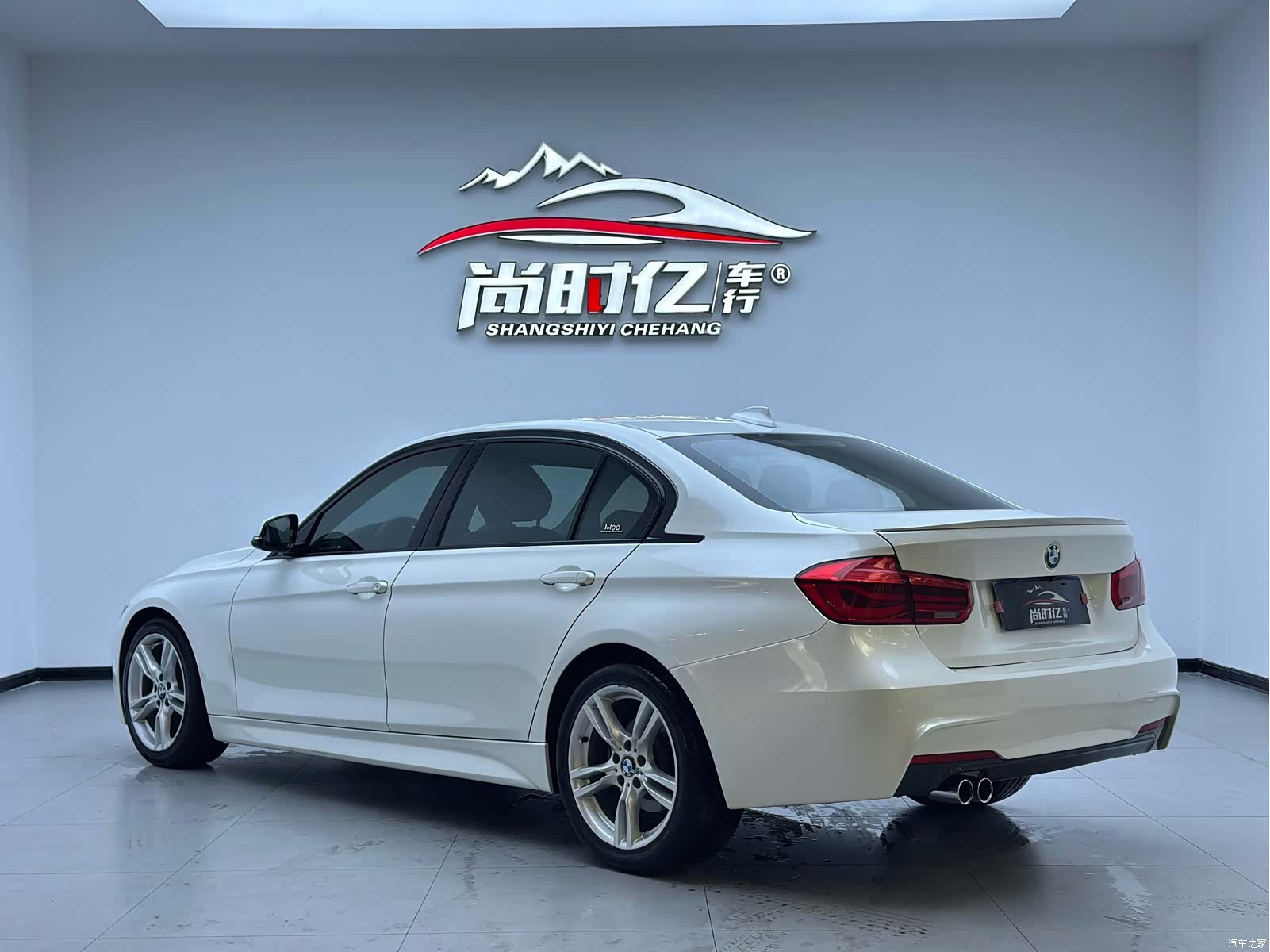 BMW 3 Series, 2017 все фото