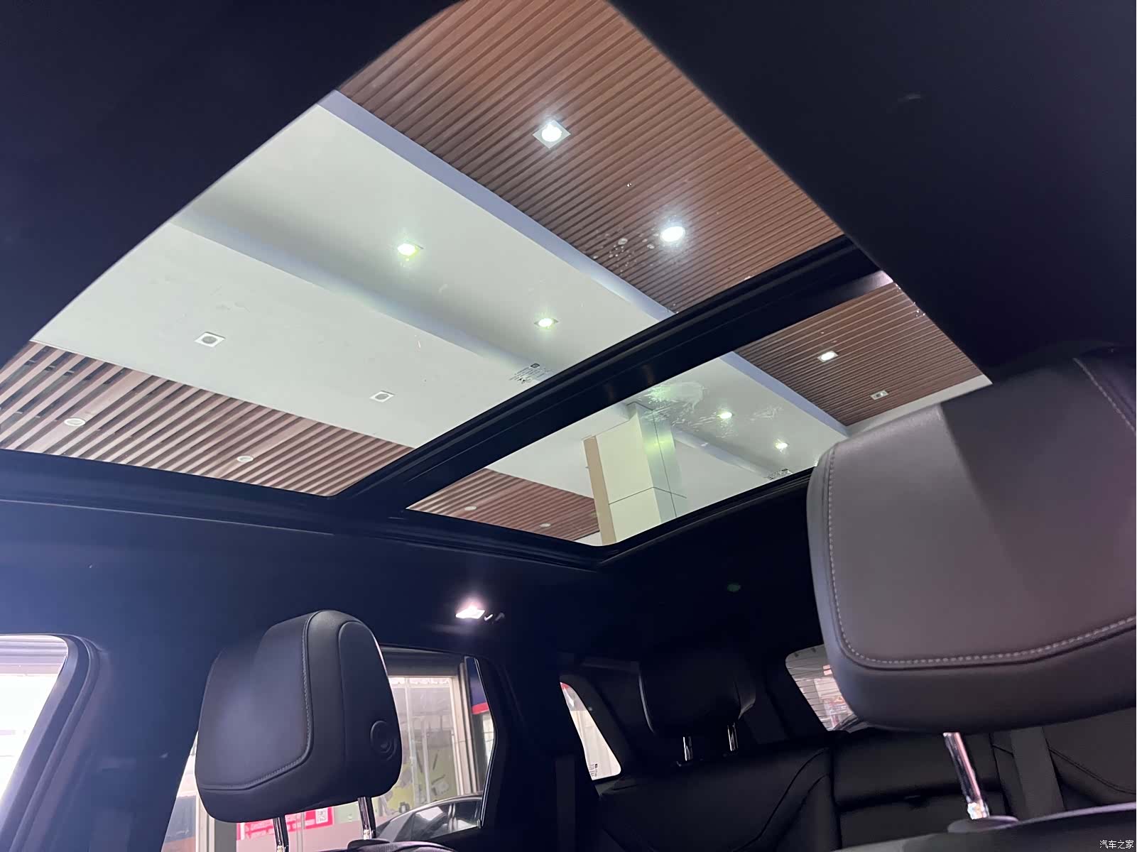 Cadillac XT5, 2021 11