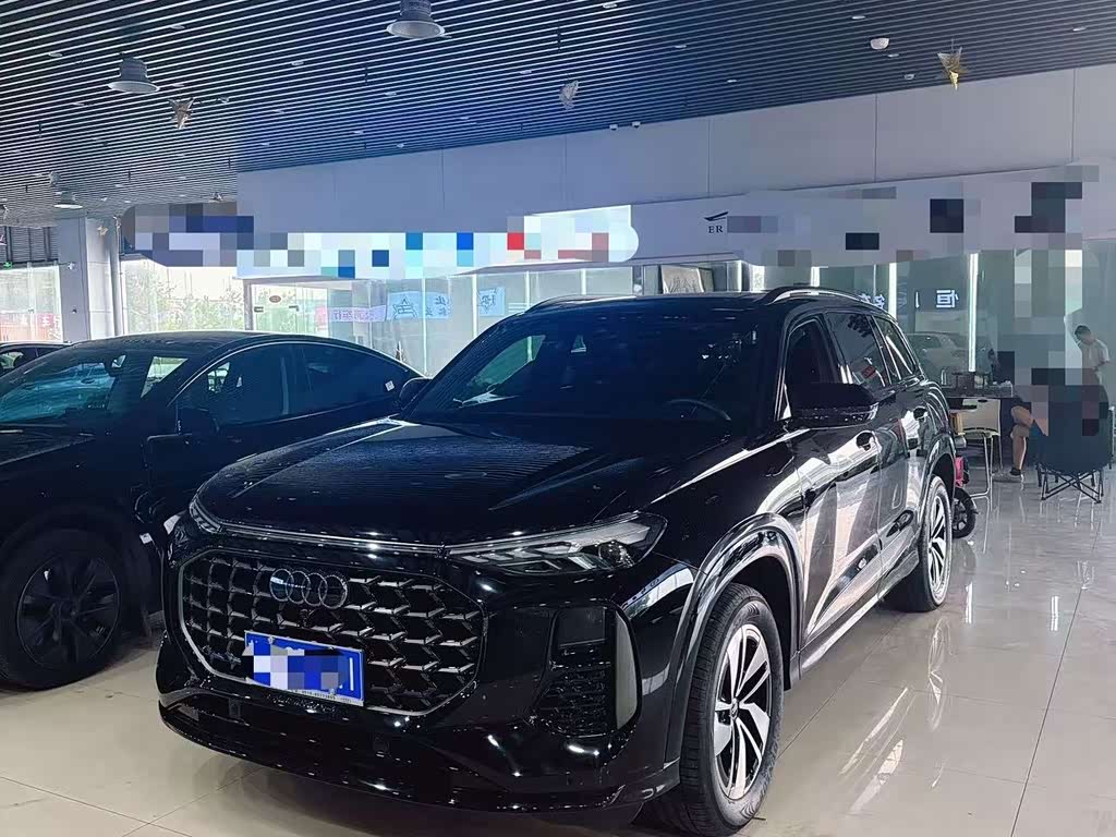 Audi Q6