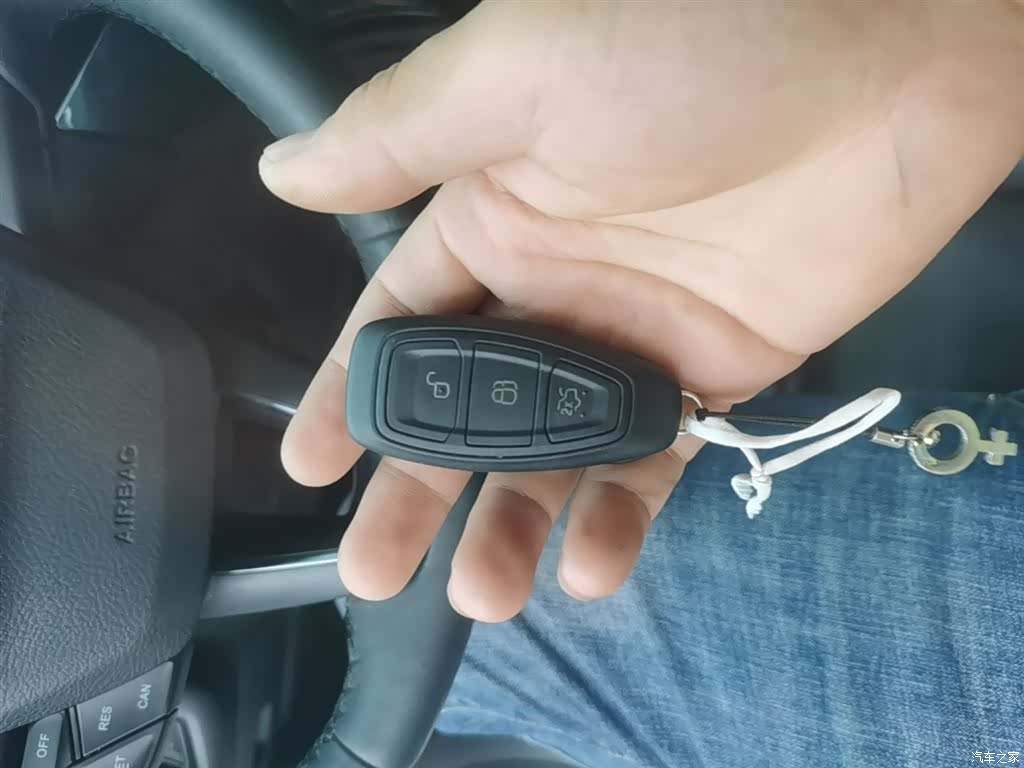Ford Kuga, 2017 9