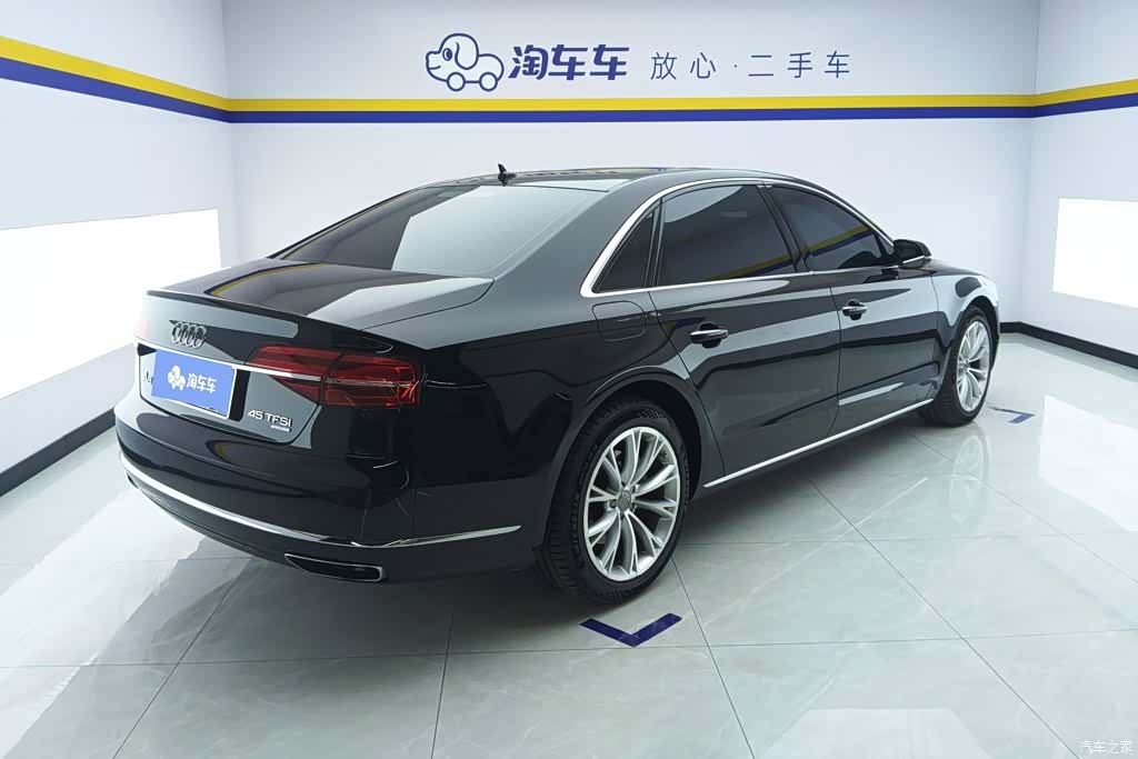 Audi A8L, 2017 3