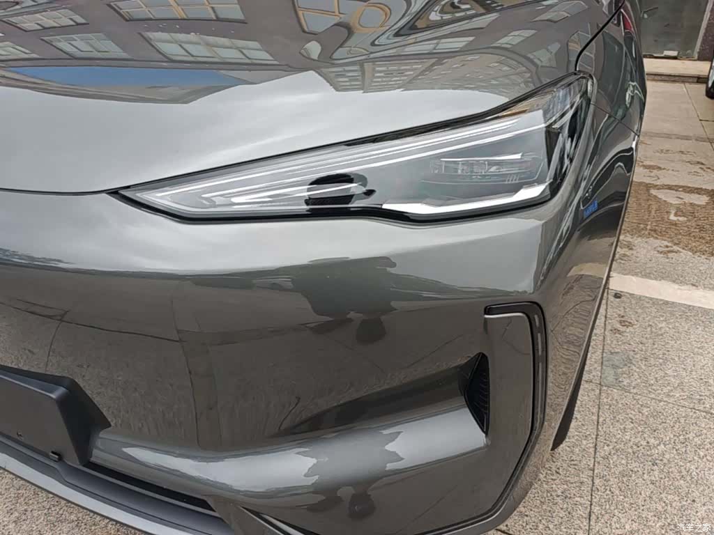 Geely Galaxy E5, 2026 24
