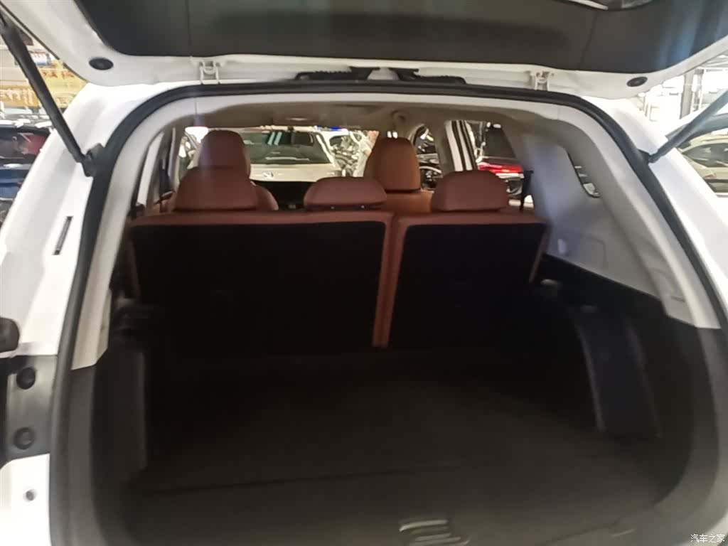 Borgward BX7, 2017 19