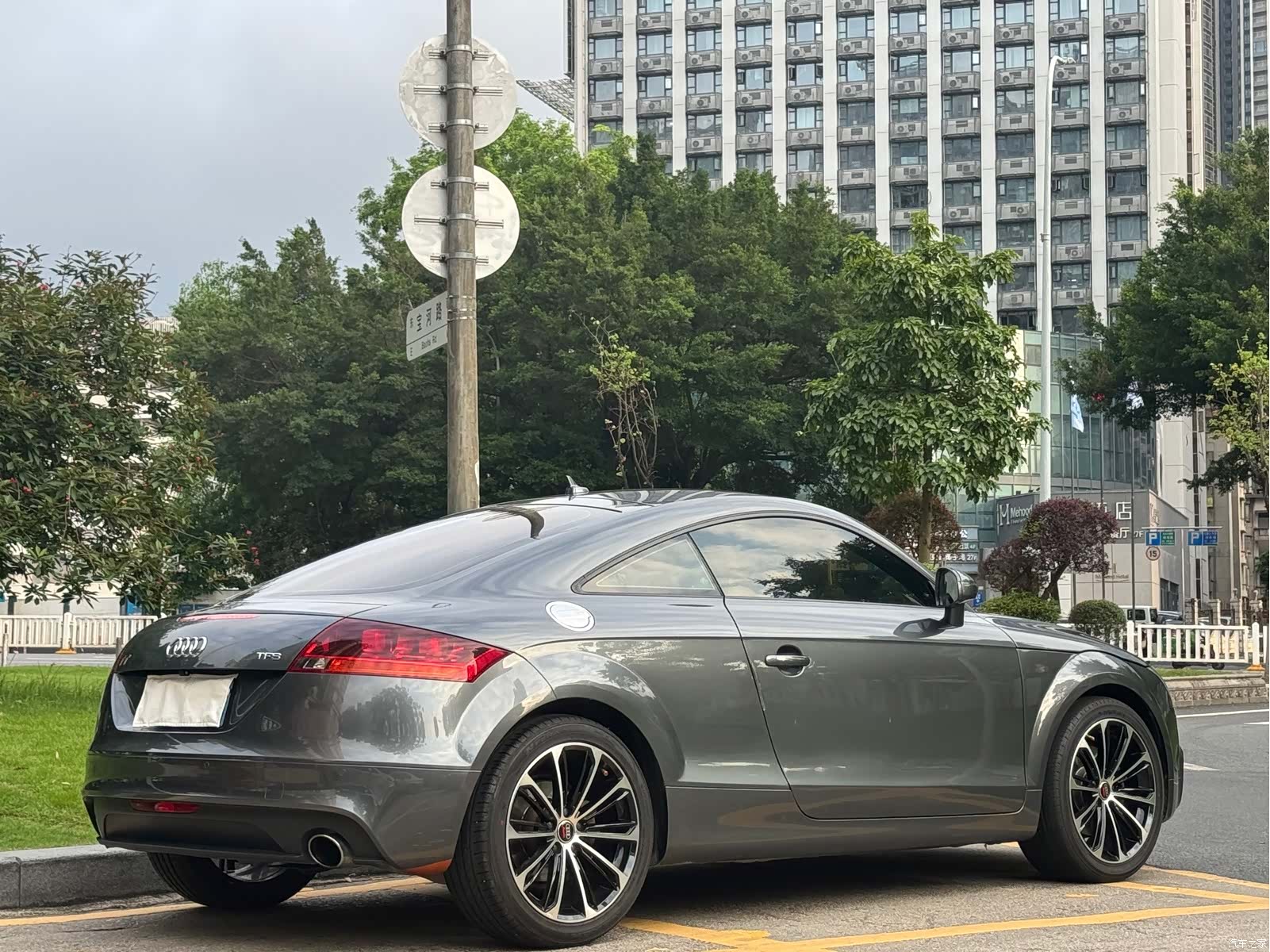 Audi TT, 2011 14