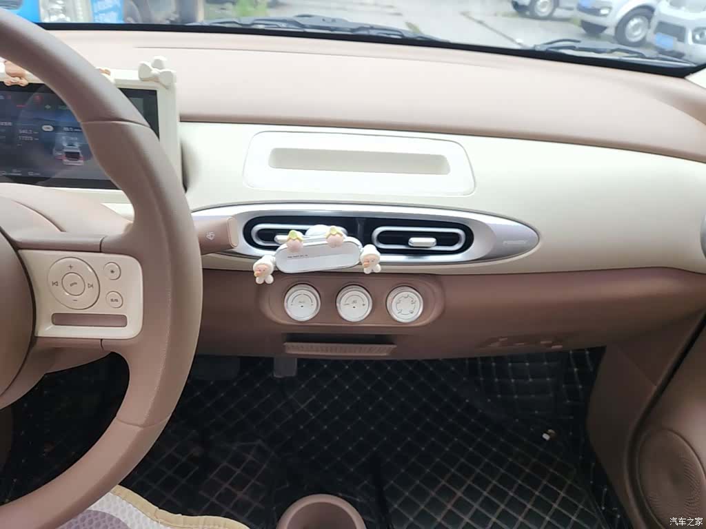 Wuling MINIEV, 2025 13